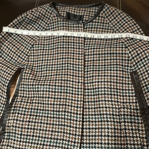 J Crew Saddle Seagrass Multi in Houndstooth Poncho/Cape - Picture 14 of 15